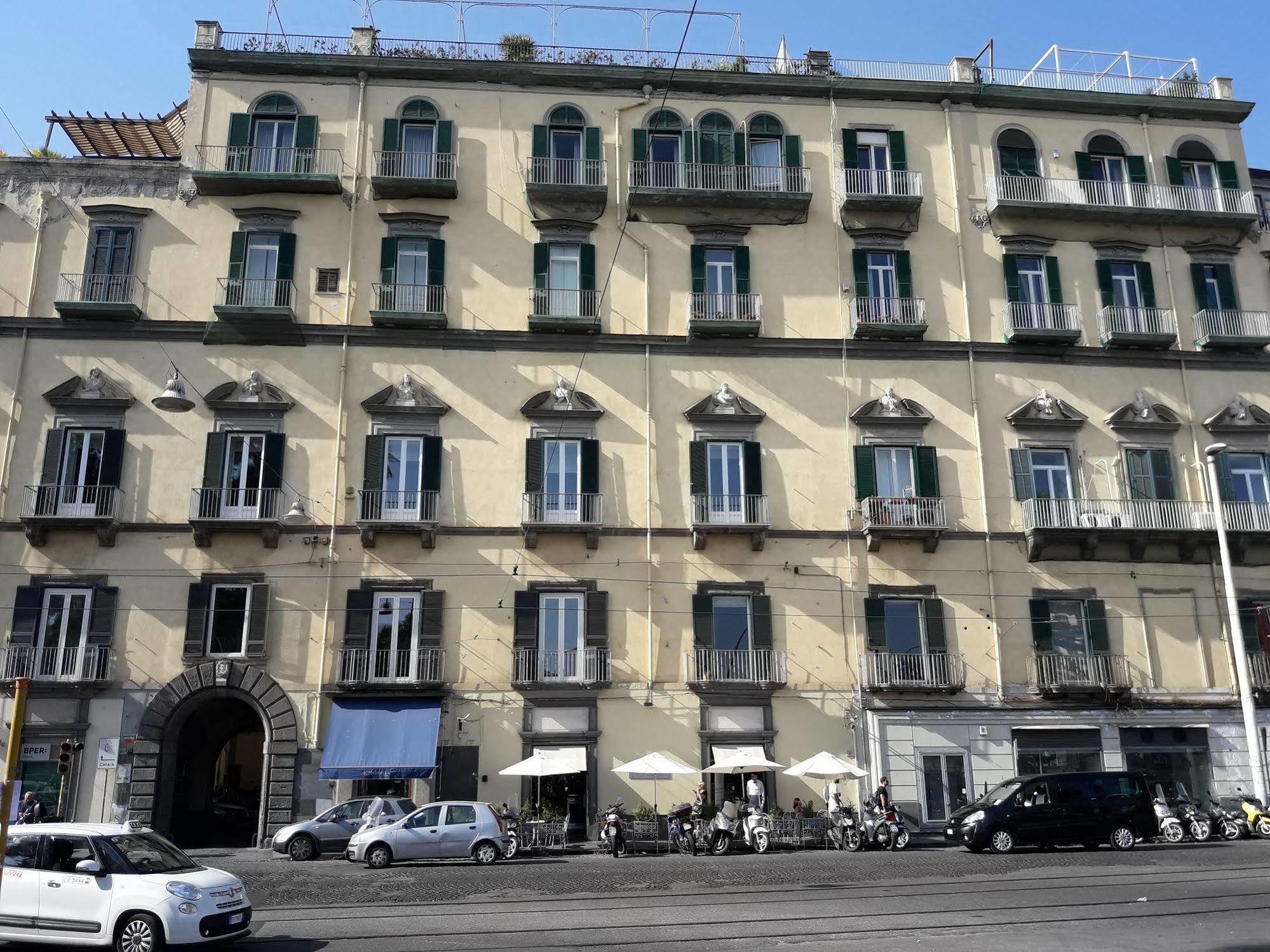 B&B Palazzo Satriano Неаполь Екстер'єр фото